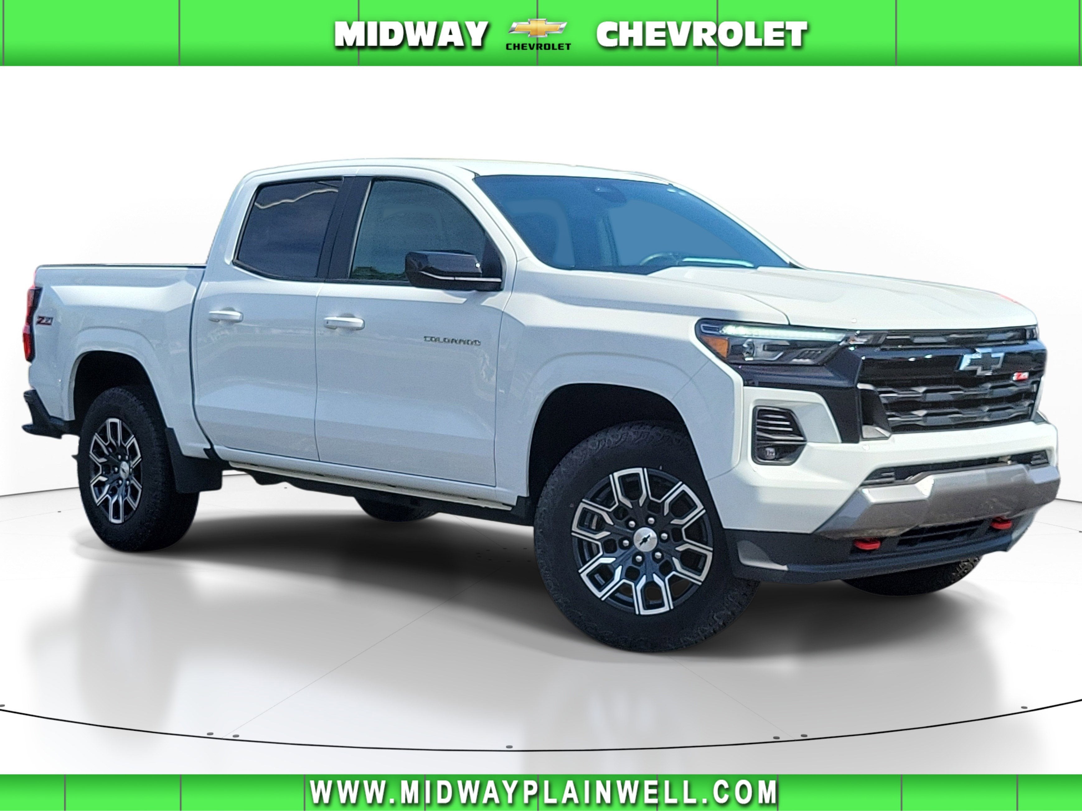2023 Chevrolet Colorado Z71 in Summit White — front three-quarter view